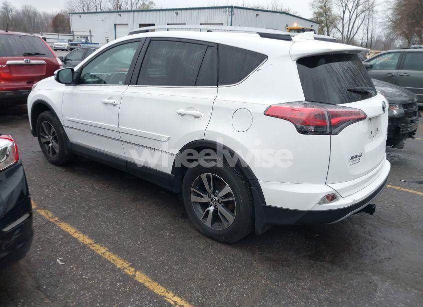 Photo 3 of 2018 Toyota Rav4 ADVENTURE/XLE (VIN 2T3RFREV9JW838457)