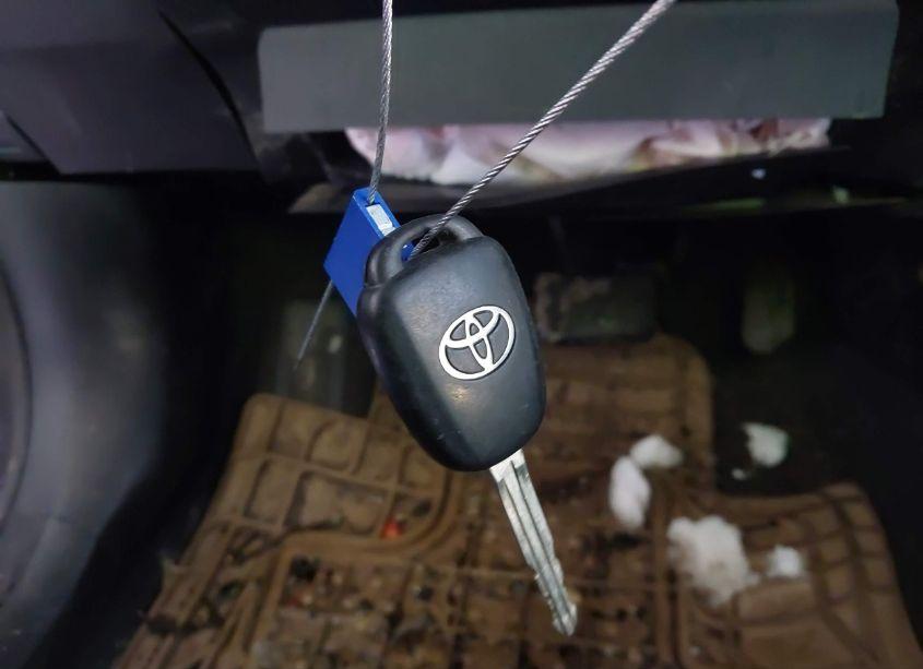Photo 11 of 2015 Toyota Rav4 XLE (VIN 2T3RFREVOFW267657)
