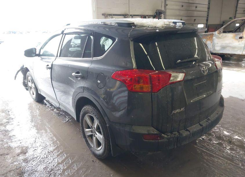 Photo 3 of 2015 Toyota Rav4 XLE (VIN 2T3RFREVOFW267657)