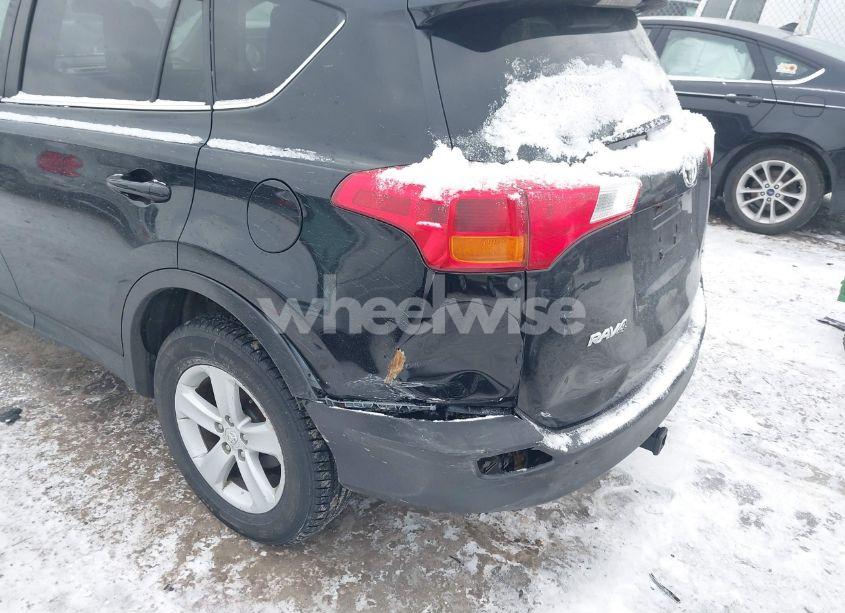 Photo 6 of 2013 Toyota Rav4 XLE (VIN 2T3RFREVXDW014682)