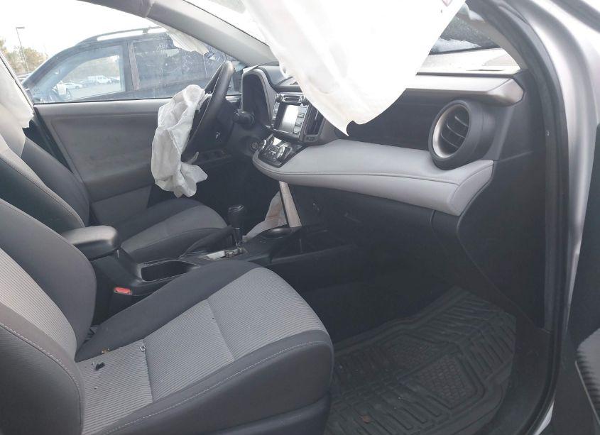 Photo 5 of 2013 Toyota Rav4 XLE (VIN 2T3RFREVXDW037041)