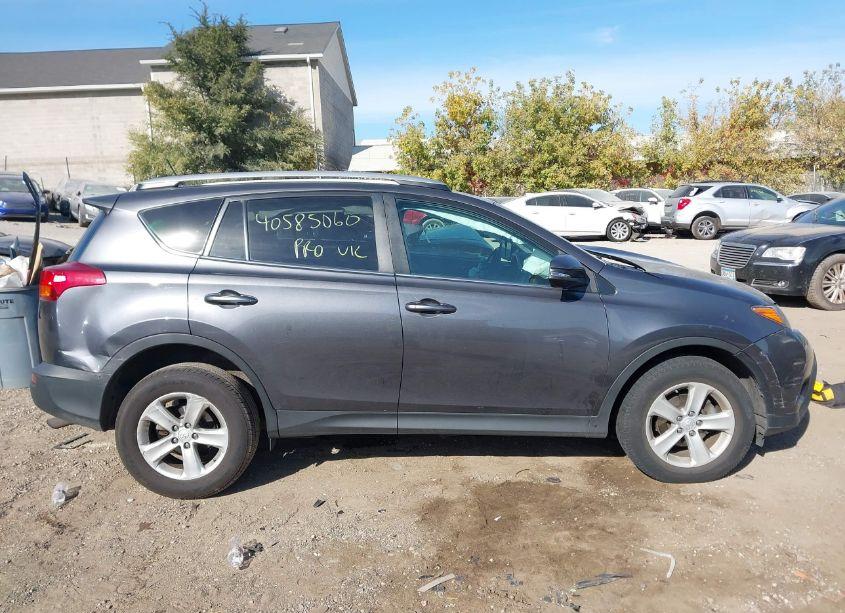 Photo 12 of 2013 Toyota Rav4 XLE (VIN 2T3RFREVXDW068564)