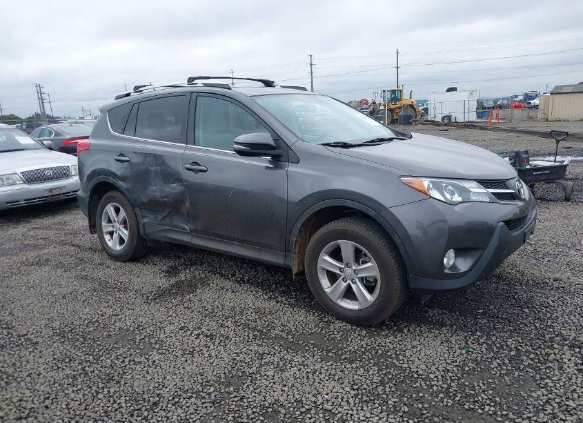 2013 Toyota Rav4 XLE (VIN 2T3RFREVXDW123434) main photo