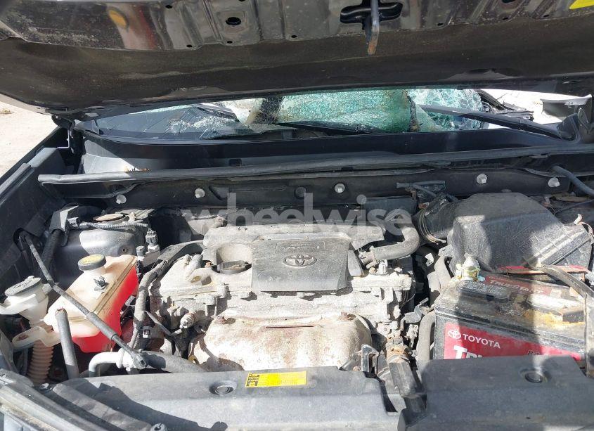 Photo 10 of 2015 Toyota Rav4 XLE (VIN 2T3RFREVXFW237520)