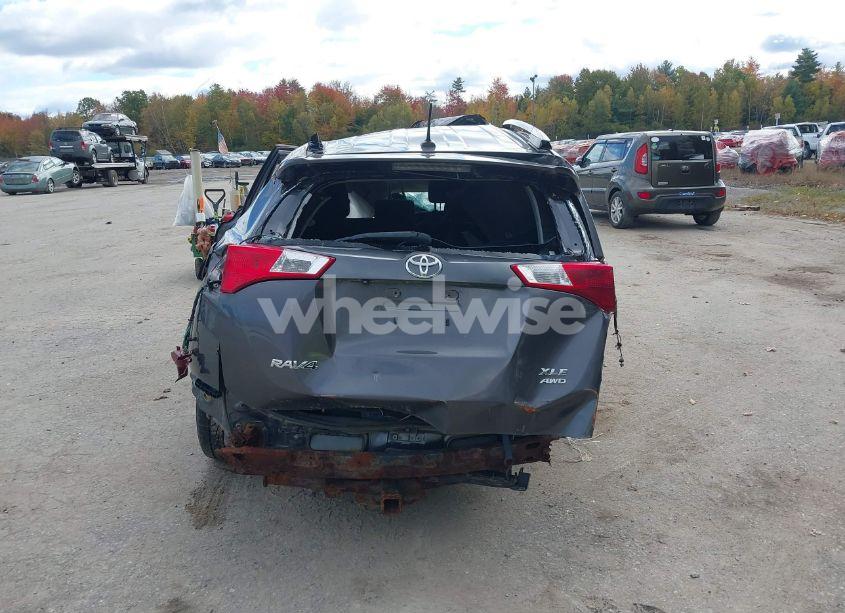 Photo 15 of 2015 Toyota Rav4 XLE (VIN 2T3RFREVXFW237520)