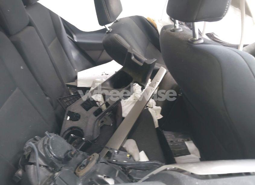 Photo 8 of 2015 Toyota Rav4 XLE (VIN 2T3RFREVXFW237520)