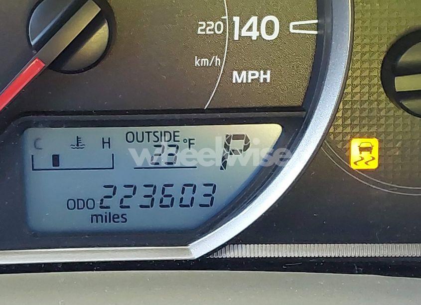 Photo 15 of 2015 Toyota Rav4 XLE (VIN 2T3RFREVXFW345006)