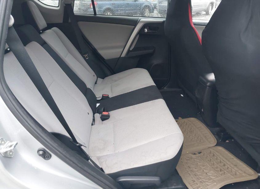 Photo 8 of 2016 Toyota Rav4 XLE (VIN 2T3RFREVXGW445558)