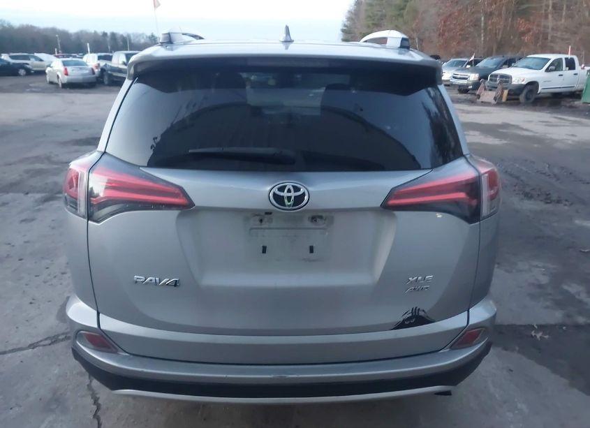 Photo 16 of 2016 Toyota Rav4 XLE (VIN 2T3RFREVXGW453269)