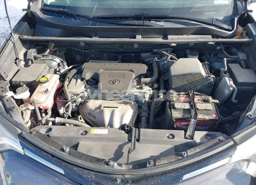 Photo 10 of 2016 Toyota Rav4 XLE (VIN 2T3RFREVXGW466717)
