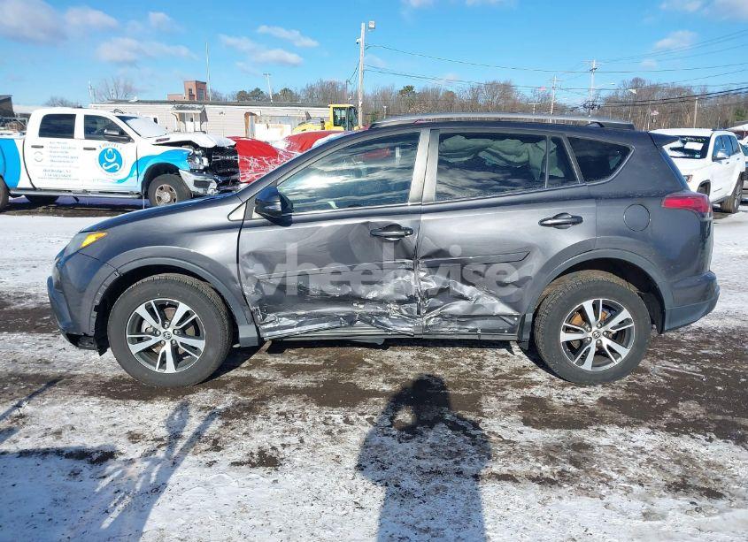 Photo 14 of 2016 Toyota Rav4 XLE (VIN 2T3RFREVXGW466717)