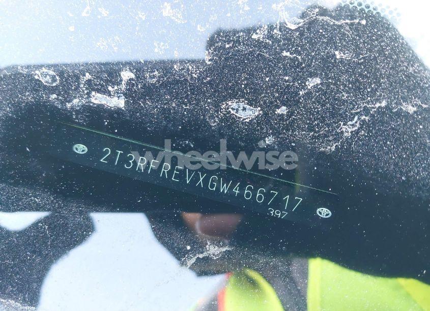 Photo 9 of 2016 Toyota Rav4 XLE (VIN 2T3RFREVXGW466717)