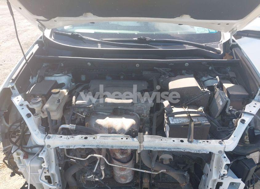 Photo 10 of 2016 Toyota Rav4 XLE (VIN 2T3RFREVXGW478477)