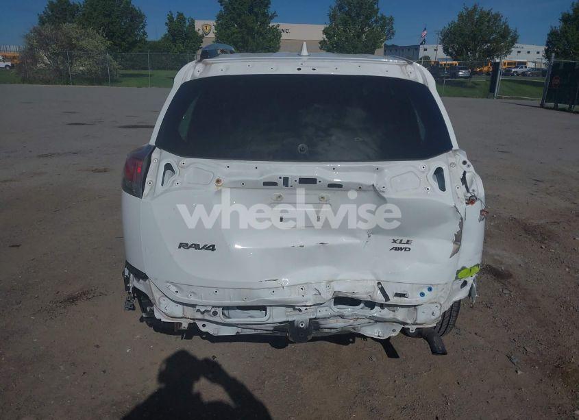 Photo 16 of 2016 Toyota Rav4 XLE (VIN 2T3RFREVXGW478477)