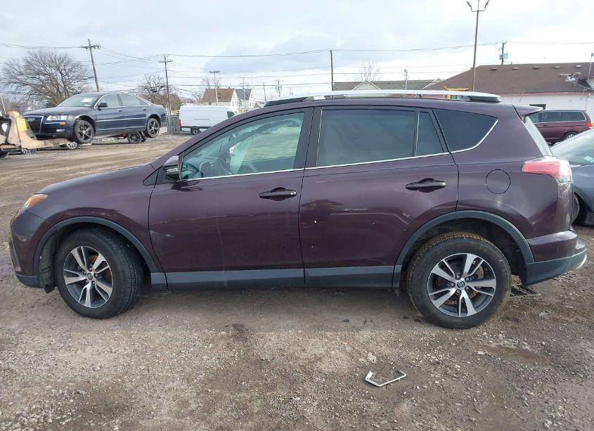 Photo 14 of 2016 Toyota Rav4 XLE (VIN 2T3RFREVXGW528276)