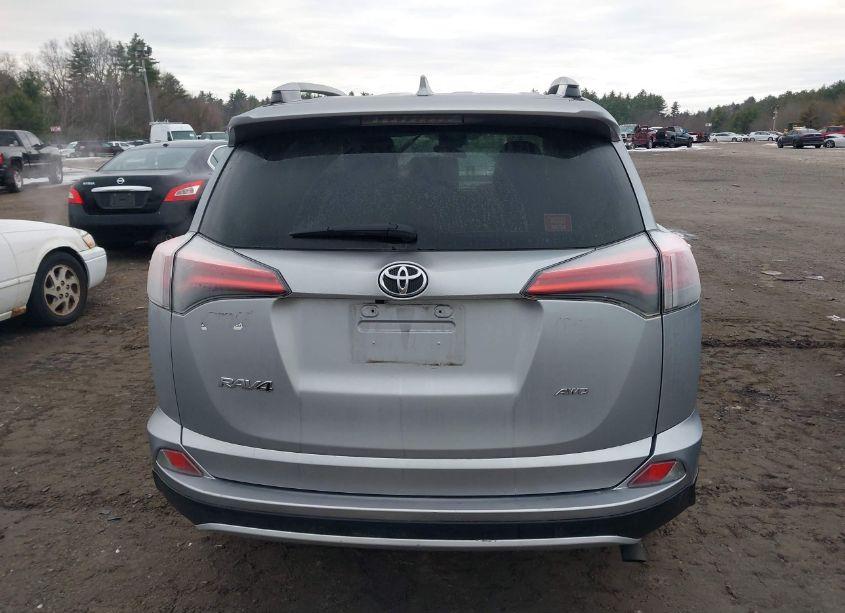 Photo 17 of 2017 Toyota Rav4 XLE (VIN 2T3RFREVXHW612650)