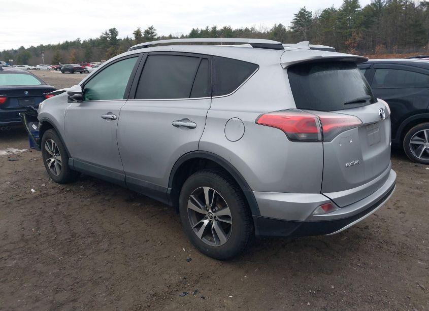 Photo 3 of 2017 Toyota Rav4 XLE (VIN 2T3RFREVXHW612650)