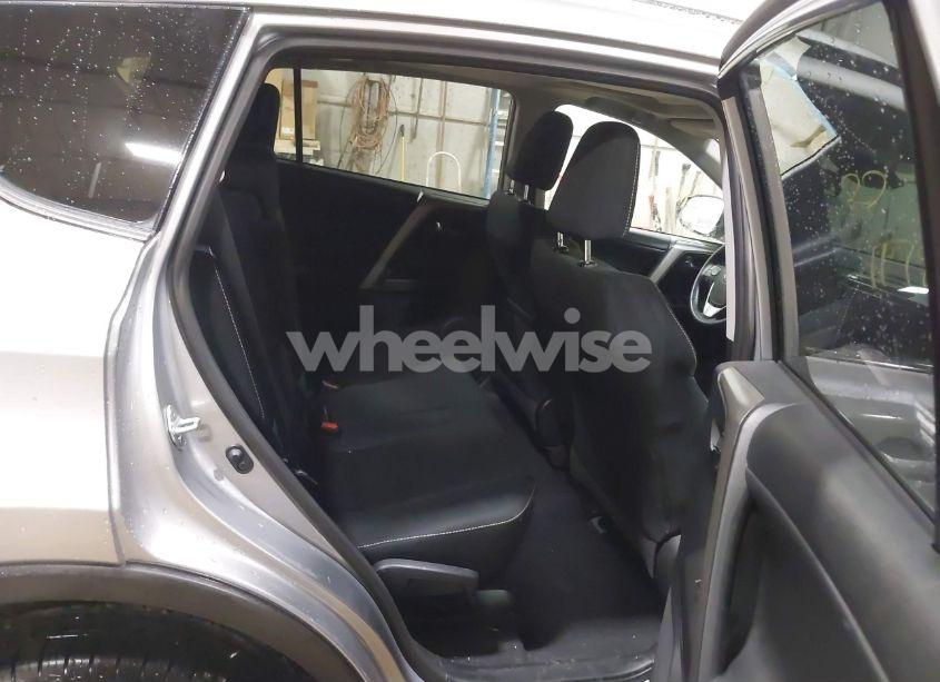 Photo 8 of 2017 Toyota Rav4 XLE (VIN 2T3RFREVXHW672346)