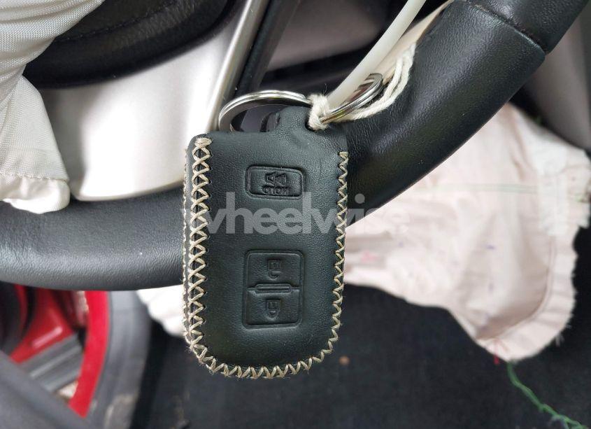 Photo 11 of 2017 Toyota Rav4 XLE (VIN 2T3RFREVXHW682505)