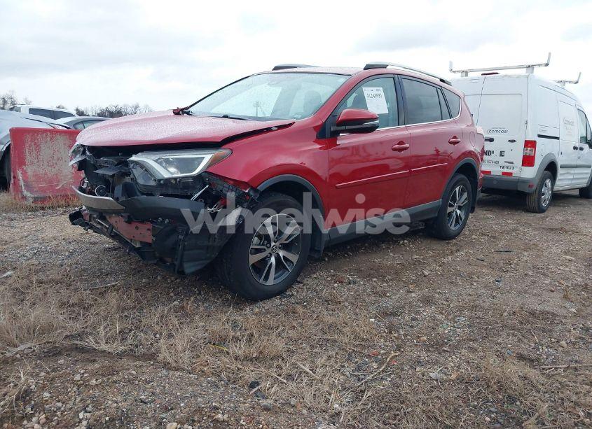 Photo 2 of 2017 Toyota Rav4 XLE (VIN 2T3RFREVXHW684612)