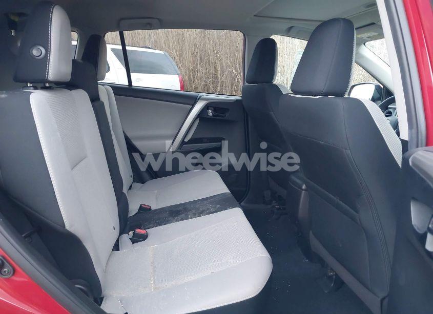 Photo 8 of 2017 Toyota Rav4 XLE (VIN 2T3RFREVXHW684612)