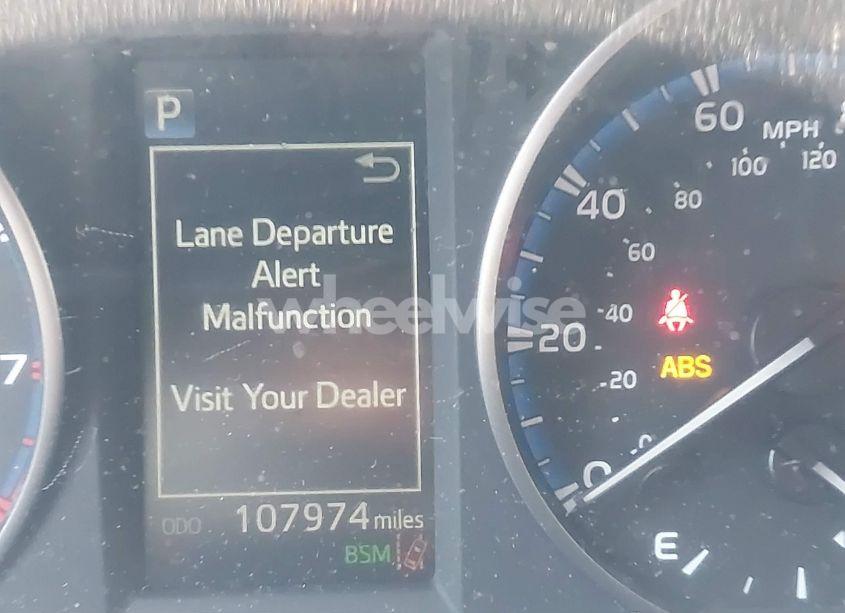 Photo 15 of 2017 Toyota Rav4 XLE (VIN 2T3RFREVXHW695304)