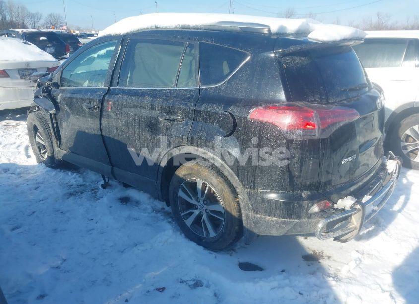 Photo 3 of 2017 Toyota Rav4 XLE (VIN 2T3RFREVXHW695304)