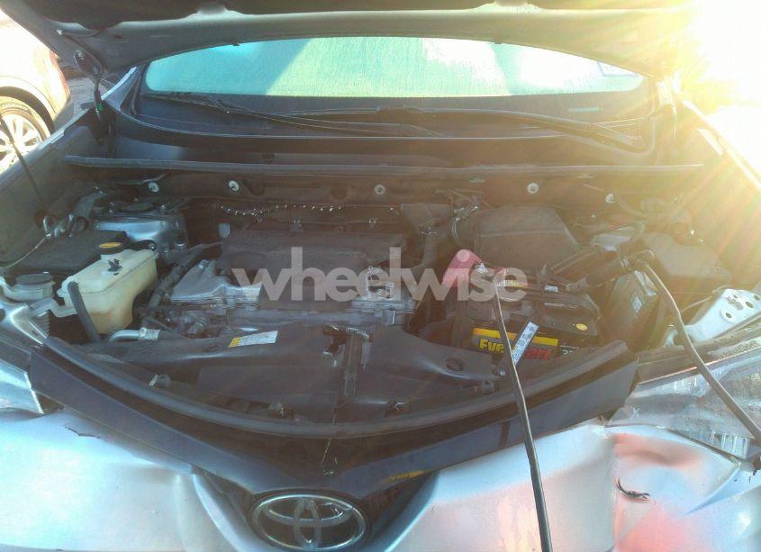 Photo 10 of 2018 Toyota Rav4 ADVENTURE/XLE (VIN 2T3RFREVXJW710728)