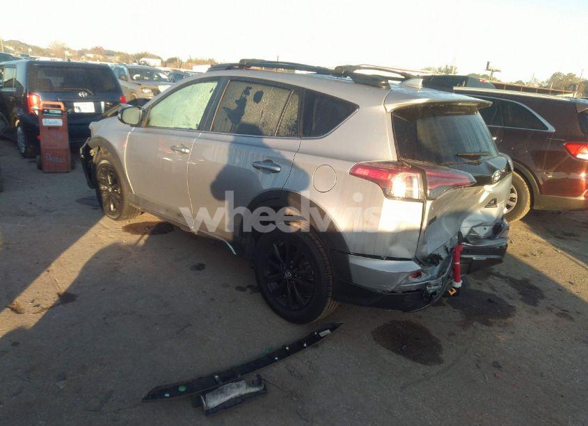 Photo 3 of 2018 Toyota Rav4 ADVENTURE/XLE (VIN 2T3RFREVXJW710728)