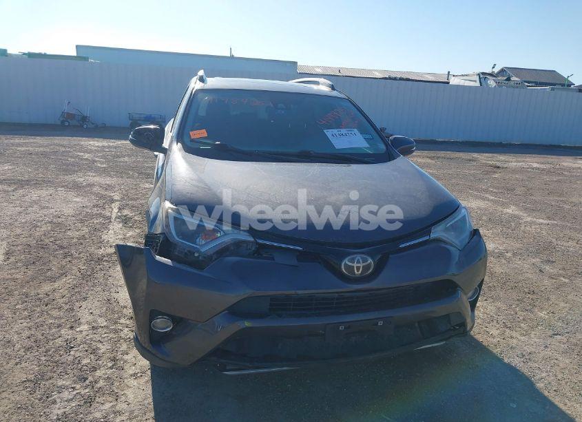Photo 6 of 2018 Toyota Rav4 ADVENTURE/XLE (VIN 2T3RFREVXJW747570)