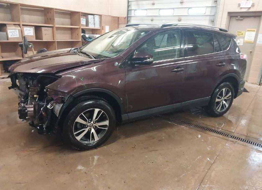 Photo 2 of 2018 Toyota Rav4 ADVENTURE/XLE (VIN 2T3RFREVXJW757063)