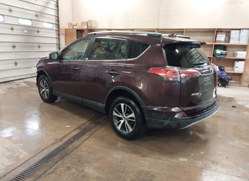 Photo 3 of 2018 Toyota Rav4 ADVENTURE/XLE (VIN 2T3RFREVXJW757063)