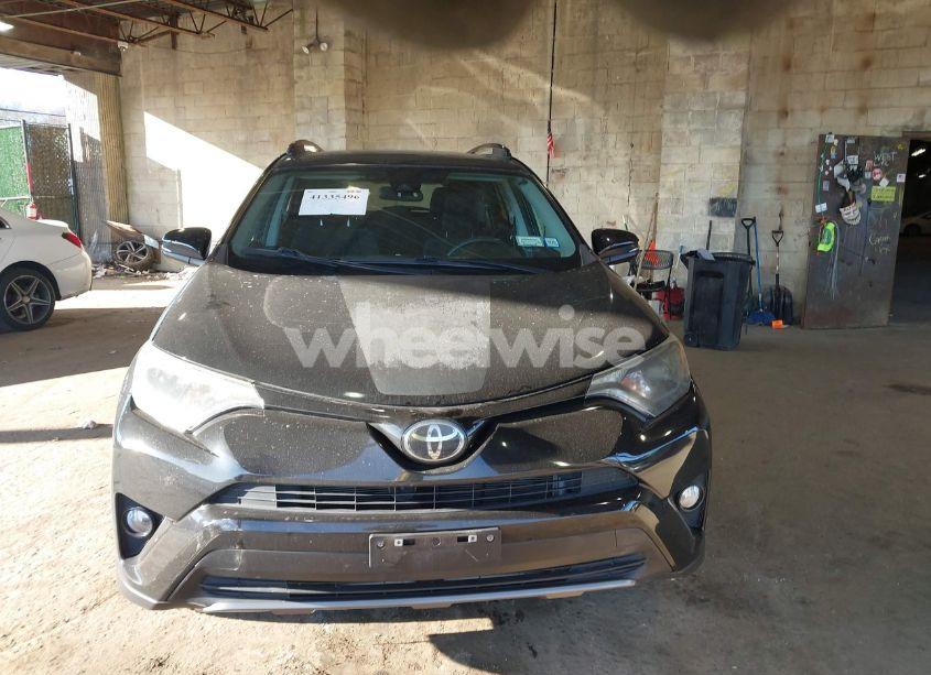 Photo 12 of 2018 Toyota Rav4 ADVENTURE/XLE (VIN 2T3RFREVXJW779144)