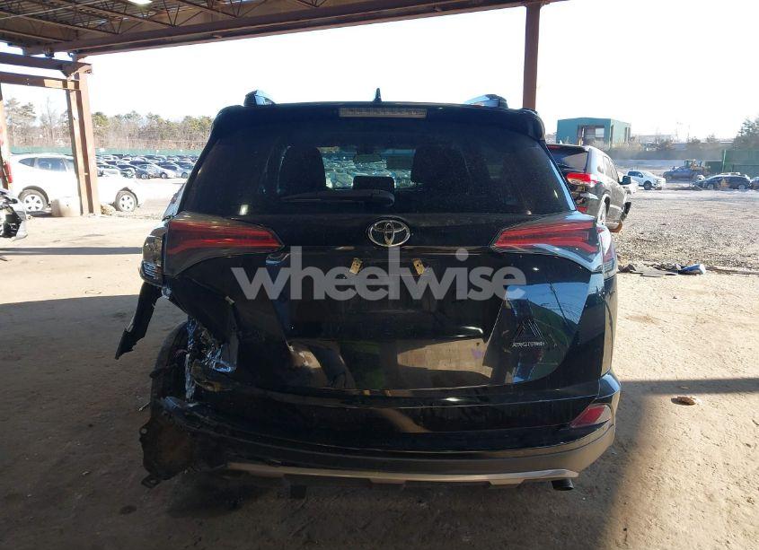 Photo 16 of 2018 Toyota Rav4 ADVENTURE/XLE (VIN 2T3RFREVXJW779144)