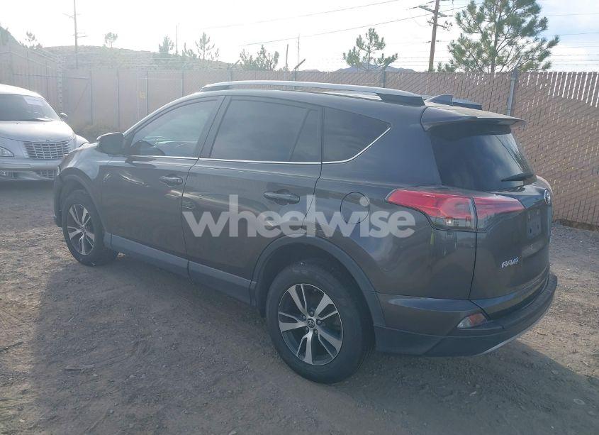 Photo 3 of 2018 Toyota Rav4 XLE (VIN 2T3RFREVXJW795909)
