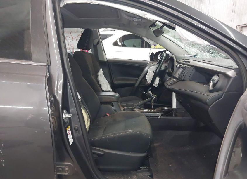 Photo 5 of 2018 Toyota Rav4 ADVENTURE (VIN 2T3RFREVXJW843201)