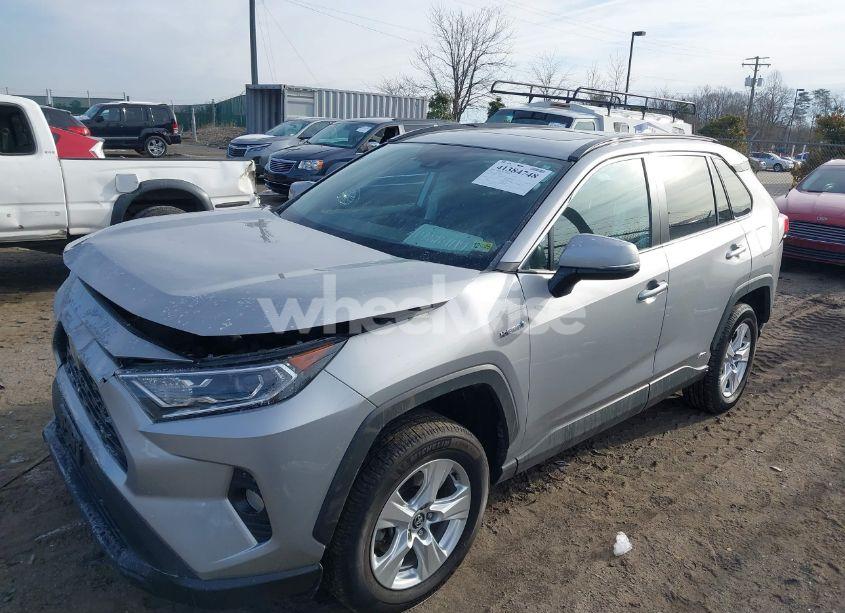 Photo 2 of 2020 Toyota Rav4 HYBRID XLE (VIN 2T3RWRFV0LW073690)