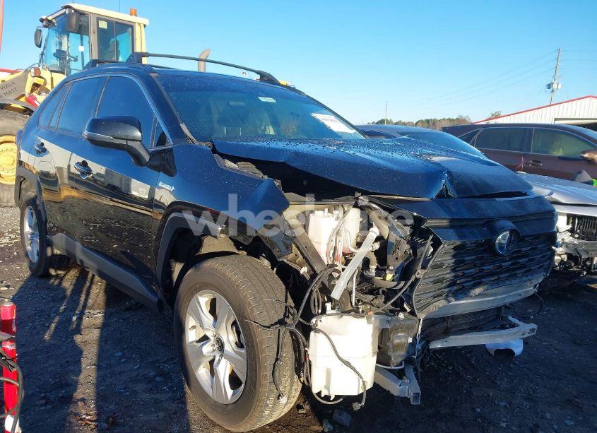 2021 Toyota Rav4 HYBRID XLE (VIN 2T3RWRFV0MW121531) main photo