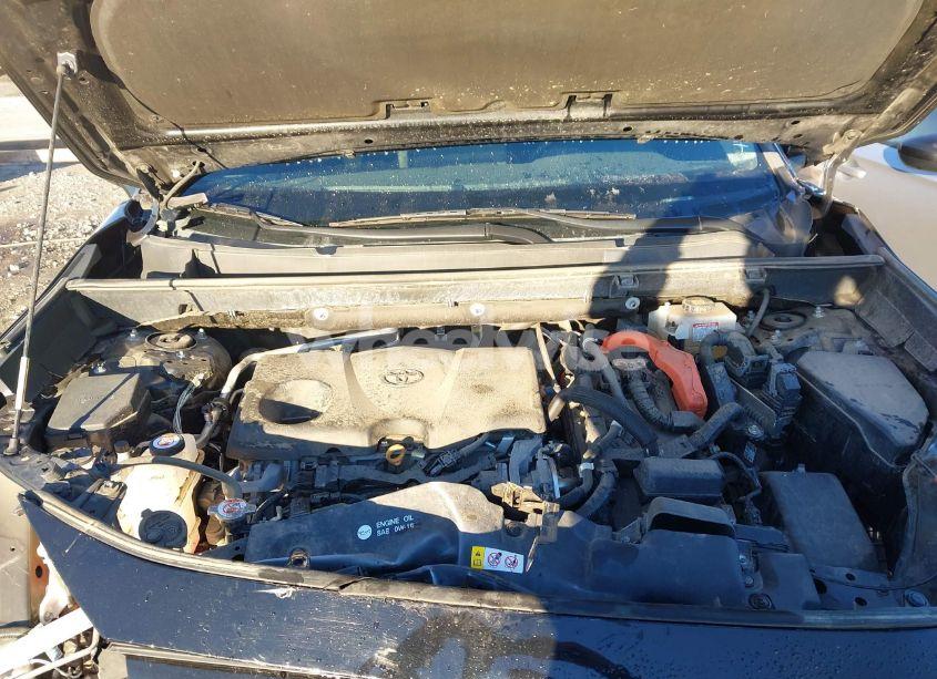 Photo 10 of 2021 Toyota Rav4 HYBRID XLE (VIN 2T3RWRFV0MW121531)