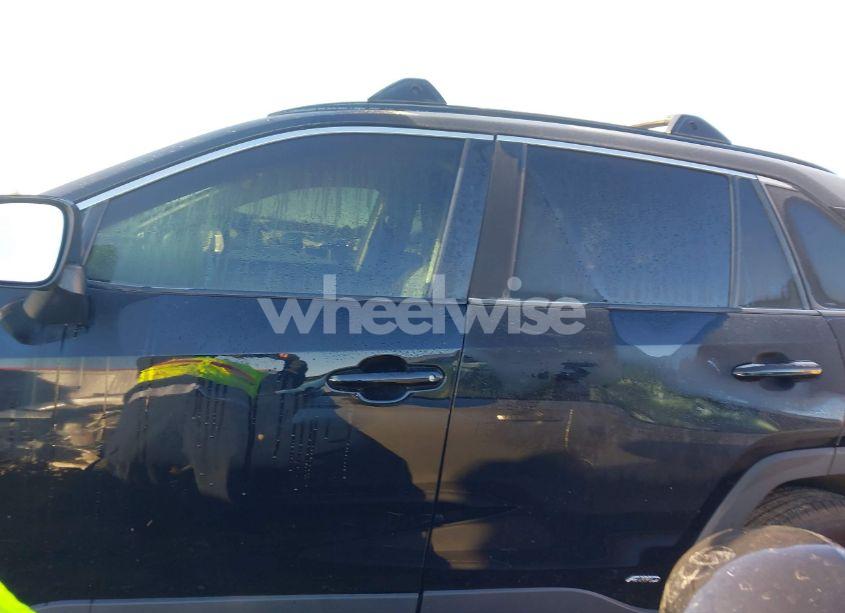 Photo 15 of 2021 Toyota Rav4 HYBRID XLE (VIN 2T3RWRFV0MW121531)