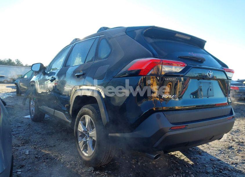 Photo 3 of 2021 Toyota Rav4 HYBRID XLE (VIN 2T3RWRFV0MW121531)