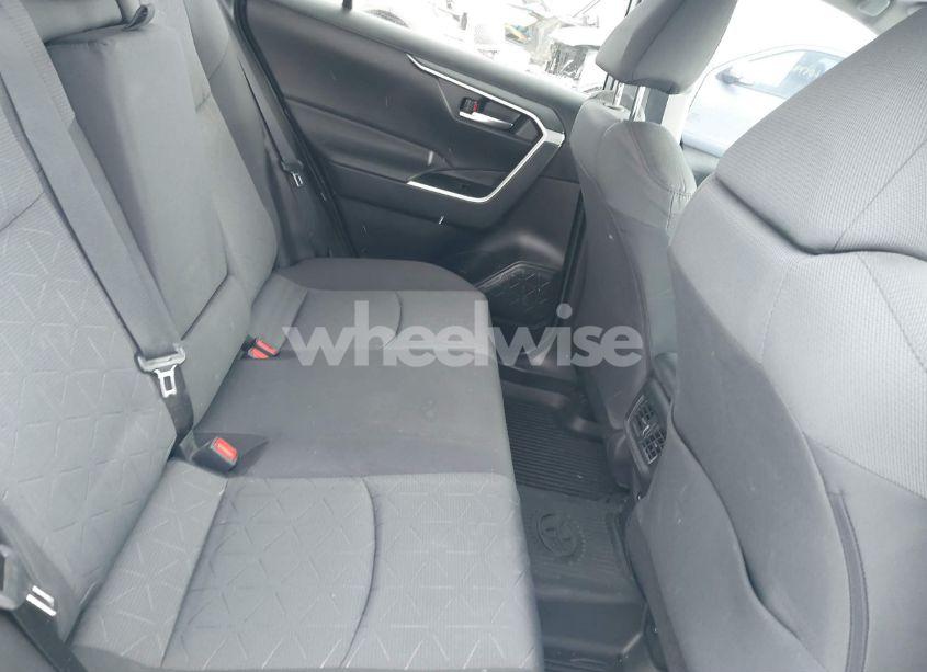 Photo 8 of 2022 Toyota Rav4 HYBRID XLE (VIN 2T3RWRFV0NW144373)