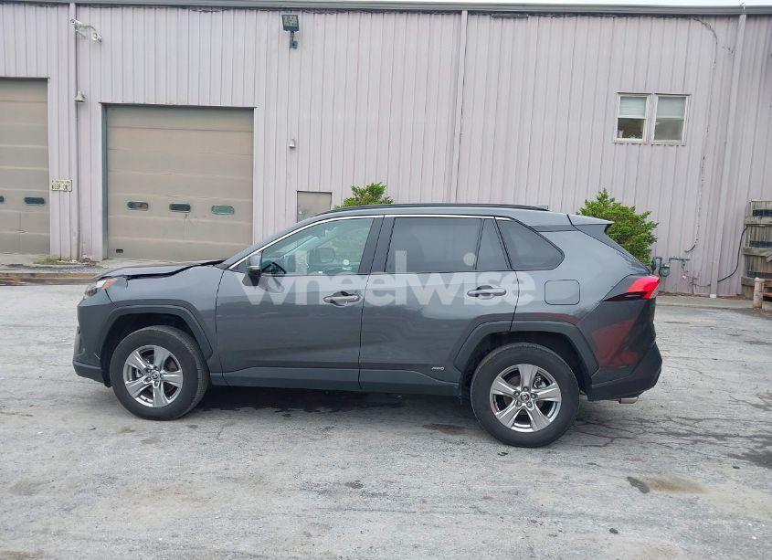 Photo 14 of 2024 Toyota Rav4 HYBRID XLE (VIN 2T3RWRFV0RW198374)