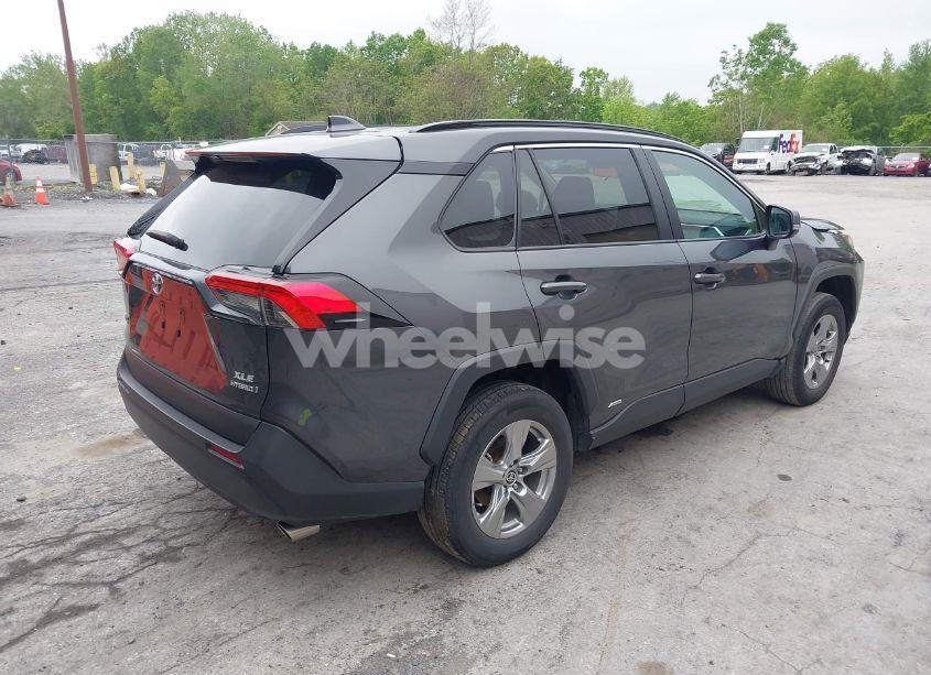 Photo 4 of 2024 Toyota Rav4 HYBRID XLE (VIN 2T3RWRFV0RW198374)