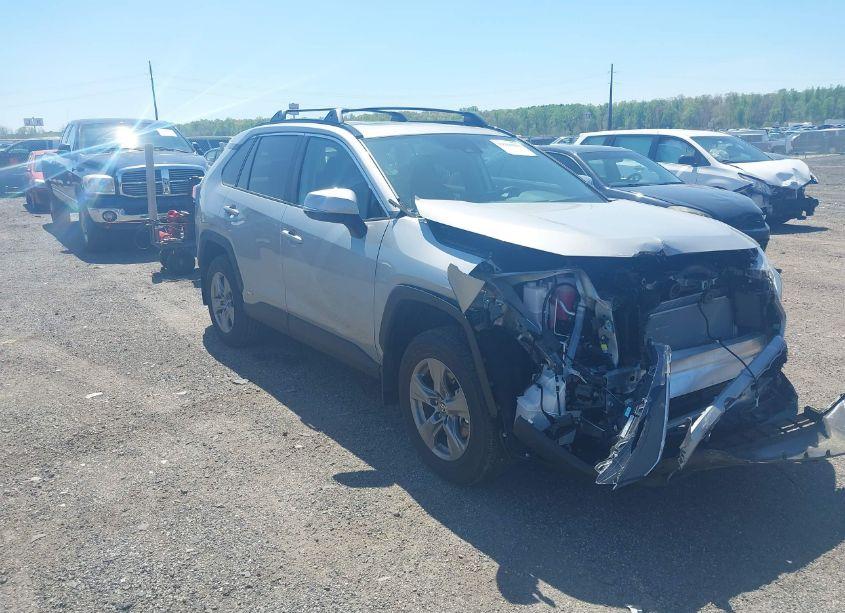 2024 Toyota Rav4 XLE HYBRID (VIN 2T3RWRFV0RW201239) main photo