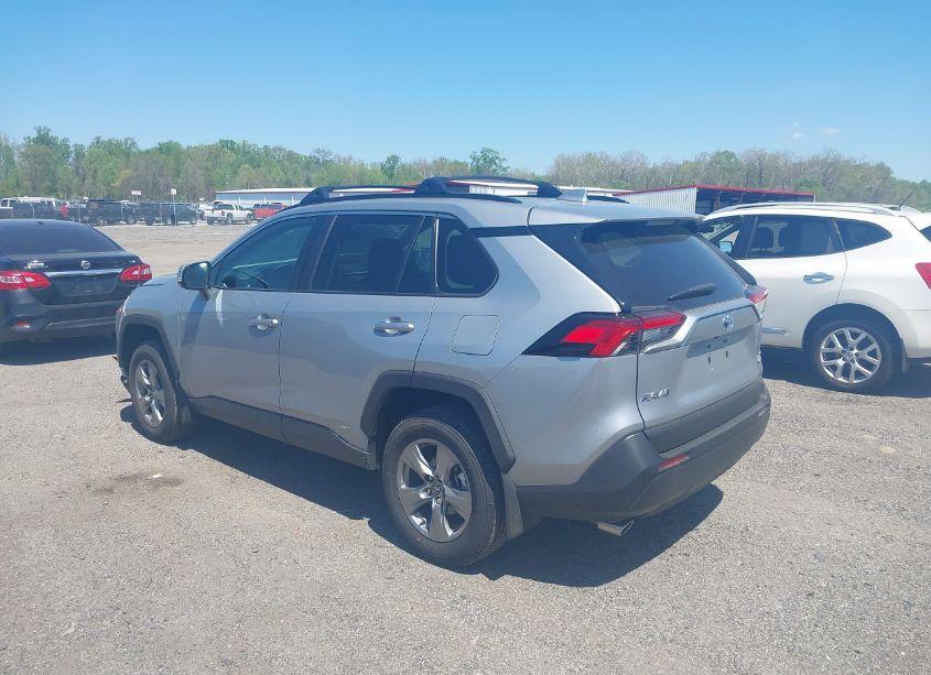 Photo 3 of 2024 Toyota Rav4 XLE HYBRID (VIN 2T3RWRFV0RW201239)