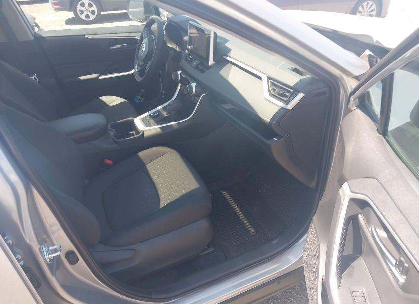 Photo 5 of 2024 Toyota Rav4 XLE HYBRID (VIN 2T3RWRFV0RW201239)