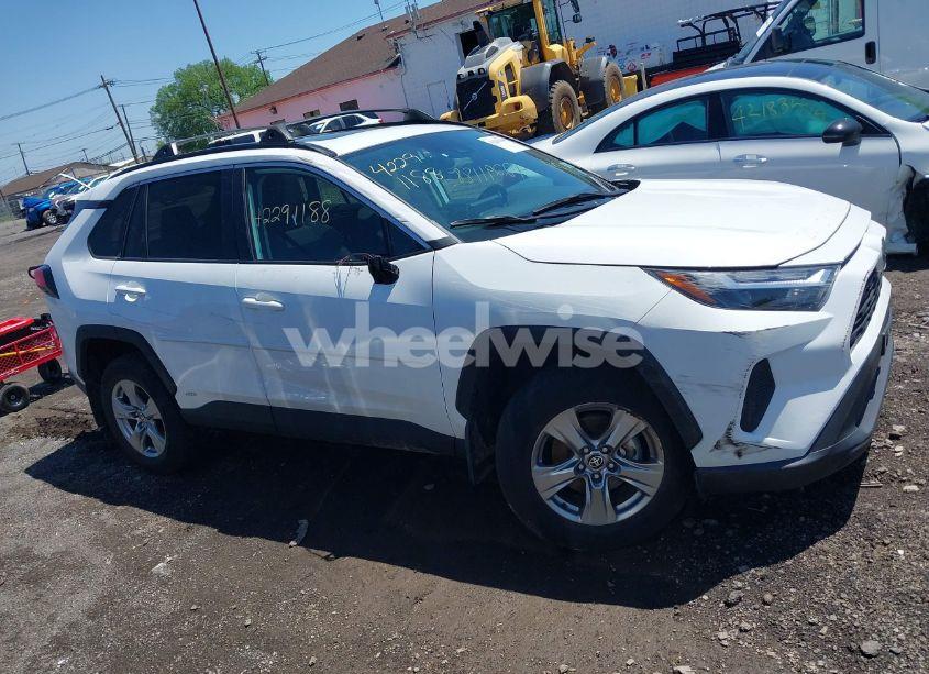 Photo 12 of 2025 Toyota Rav4 HYBRID XLE (VIN 2T3RWRFV0SW272575)