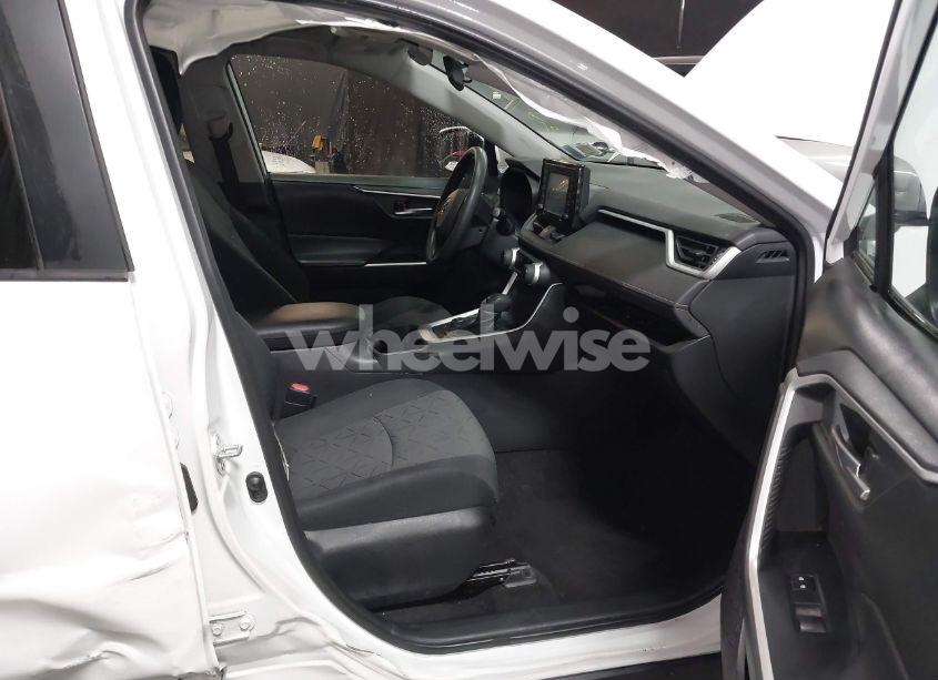 Photo 5 of 2020 Toyota Rav4 HYBRID XLE (VIN 2T3RWRFV1LW063475)