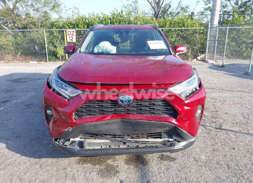 Photo 13 of 2020 Toyota Rav4 HYBRID XLE (VIN 2T3RWRFV1LW073648)